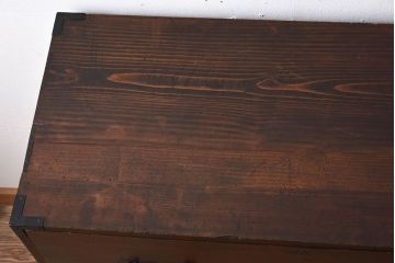 アンティーク家具　前面檜材　シンプルなアンティーク衣装箪笥(チェスト)