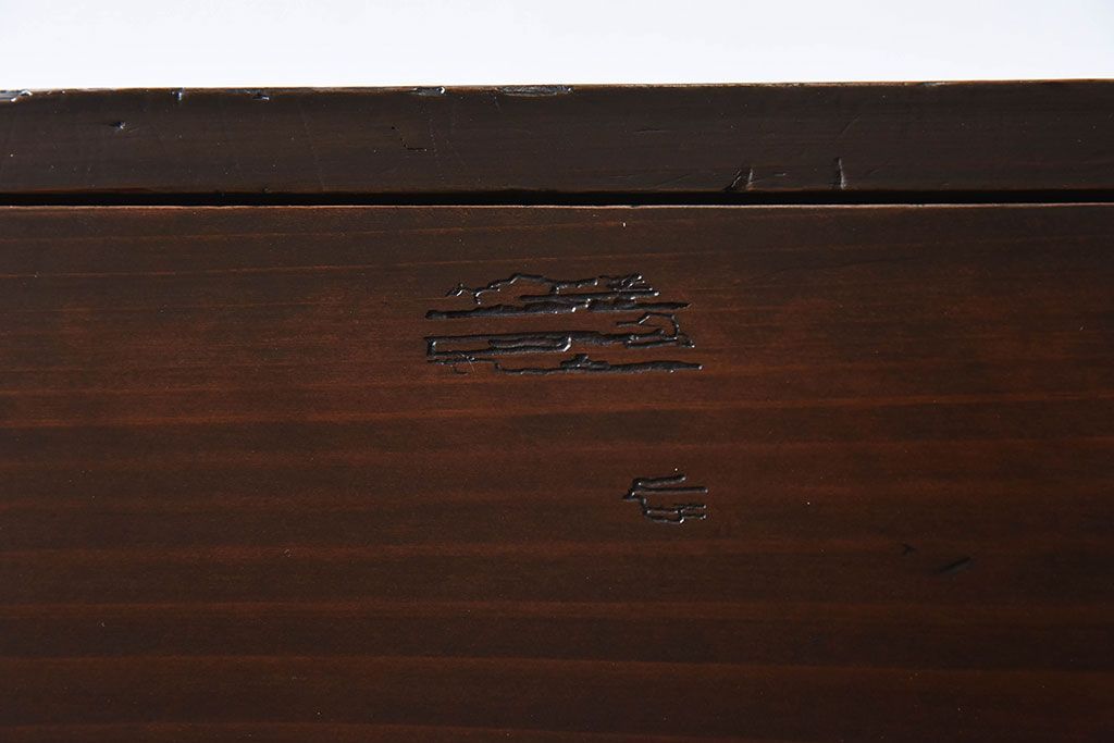 アンティーク家具　前面檜材　シンプルなアンティーク衣装箪笥(チェスト)