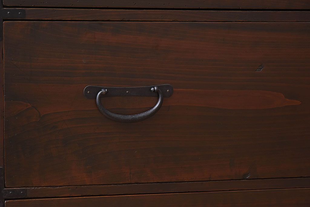 アンティーク家具　前面檜材　シンプルなアンティーク衣装箪笥(チェスト)