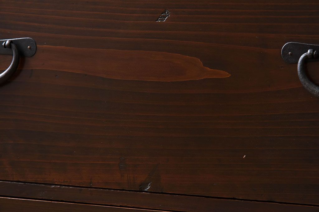 アンティーク家具　前面檜材　シンプルなアンティーク衣装箪笥(チェスト)