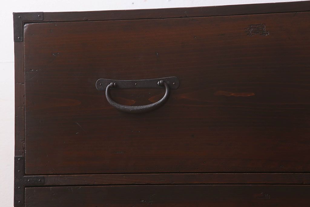 アンティーク家具　前面檜材　シンプルなアンティーク衣装箪笥