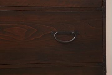 アンティーク家具　前面檜材　シンプルなアンティーク衣装箪笥