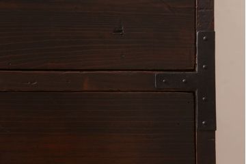 アンティーク家具　前面檜材　シンプルなアンティーク衣装箪笥