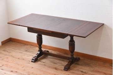 ヴィンテージ家具　イギリスビンテージ　オーク材!ブルボーズレッグのエクステンションダイニングテーブル