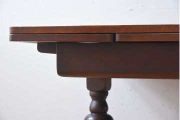 ヴィンテージ家具　イギリスビンテージ　オーク材!ブルボーズレッグのエクステンションダイニングテーブル