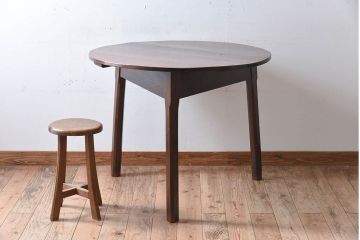 アンティーク家具　栗材!古い木製のラウンドテーブル