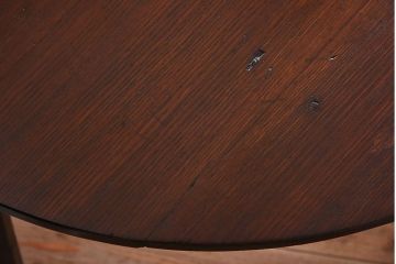 アンティーク家具　栗材!古い木製のラウンドテーブル