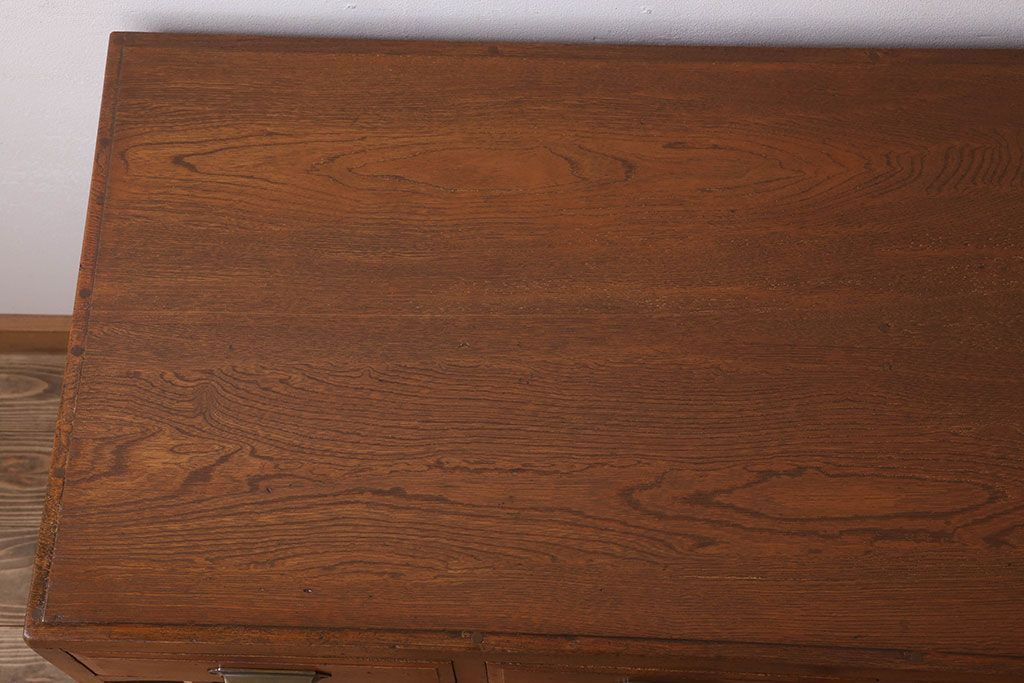 アンティーク家具　古い栓材製のシンプルなアンティーク薄型片袖机