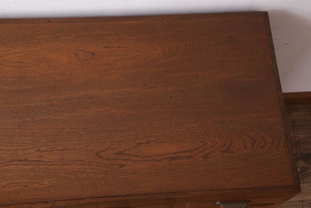 アンティーク家具　古い栓材製のシンプルなアンティーク薄型片袖机