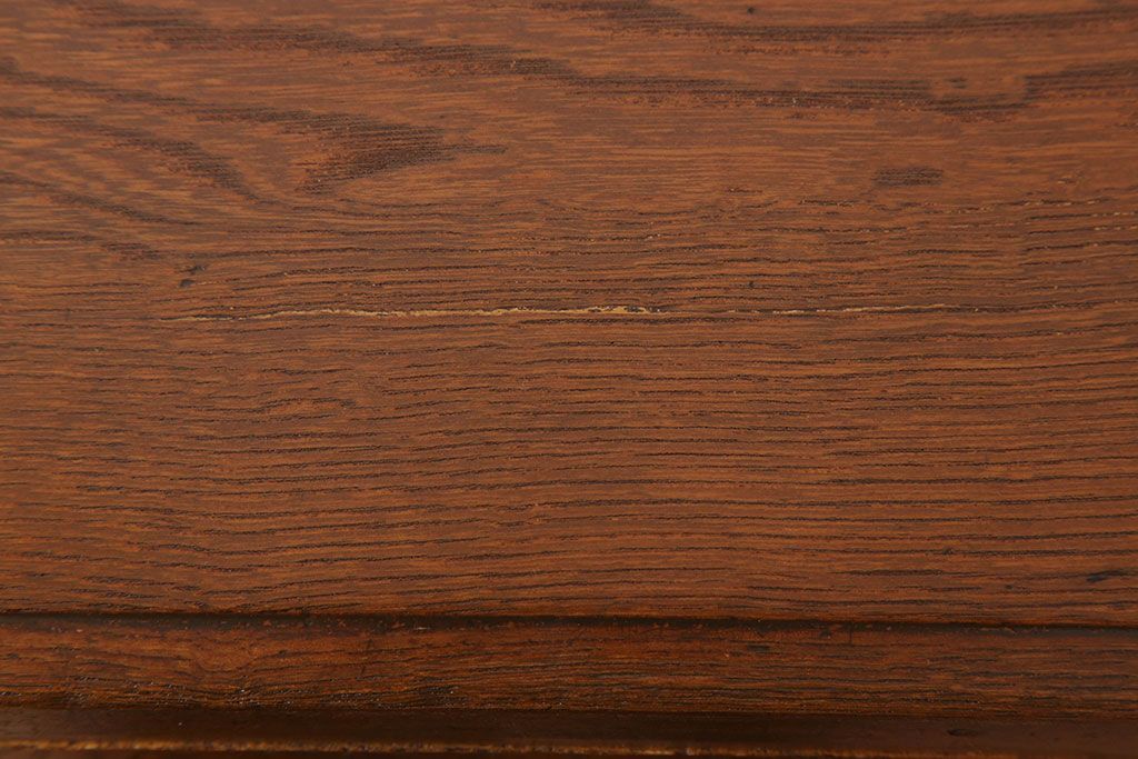 アンティーク家具　古い栓材製のシンプルなアンティーク薄型片袖机