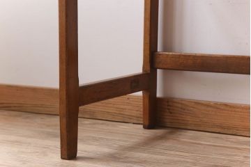 アンティーク家具　古い栓材製のシンプルなアンティーク薄型片袖机