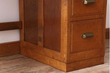 アンティーク家具　古い栓材製のシンプルなアンティーク薄型片袖机