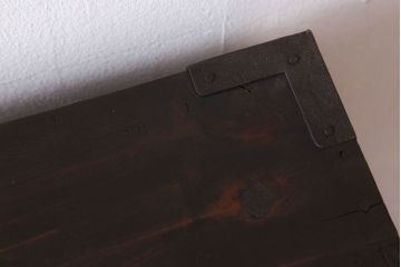 アンティーク家具　前面檜材　シンプルなアンティーク衣装箪笥(チェスト)(1)