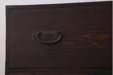 アンティーク家具　前面檜材　シンプルなアンティーク衣装箪笥(チェスト)(1)