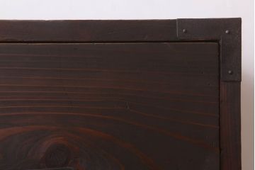 アンティーク家具　前面檜材　シンプルなアンティーク衣装箪笥(チェスト)(1)