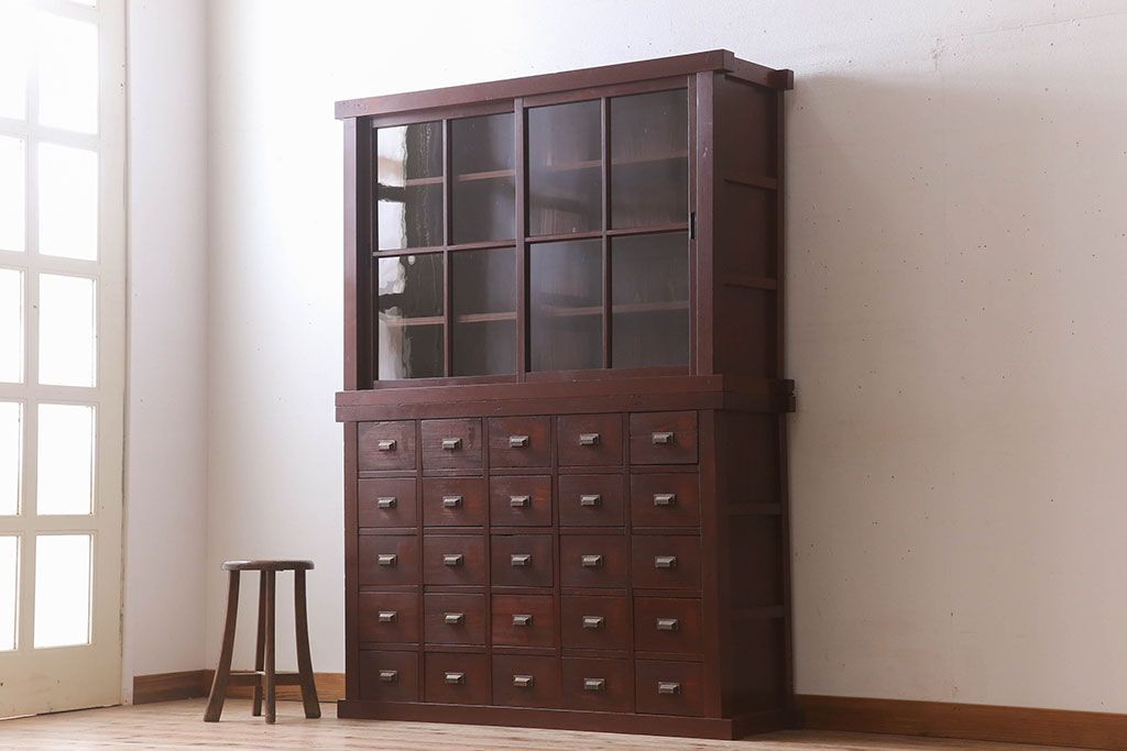 アンティーク家具　和製アンティーク　檜材製　古い木製の薬箪笥