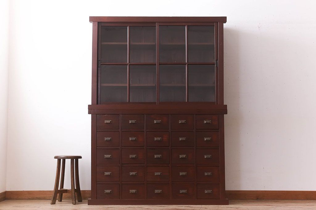 アンティーク家具　和製アンティーク　檜材製　古い木製の薬箪笥