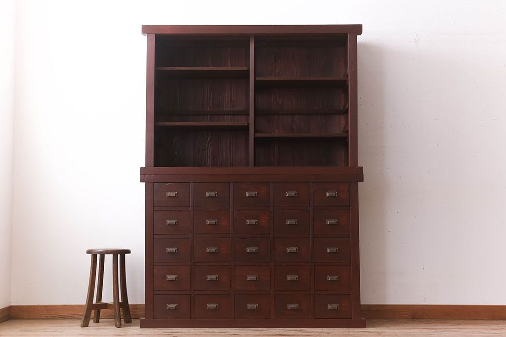 アンティーク家具　和製アンティーク　檜材製　古い木製の薬箪笥