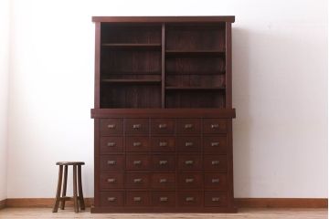 アンティーク家具　和製アンティーク　檜材製　古い木製の薬箪笥