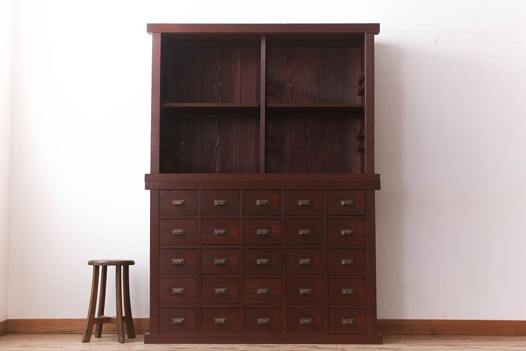 アンティーク家具　和製アンティーク　檜材製　古い木製の薬箪笥