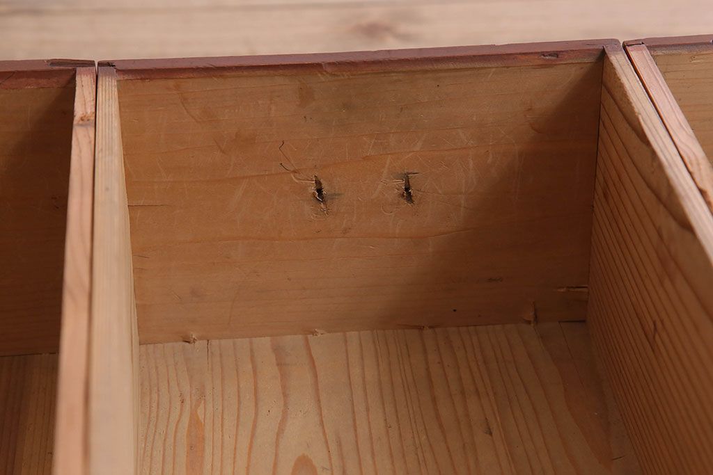 アンティーク家具　和製アンティーク　檜材製　古い木製の薬箪笥