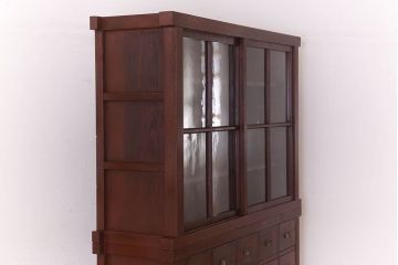 アンティーク家具　和製アンティーク　檜材製　古い木製の薬箪笥