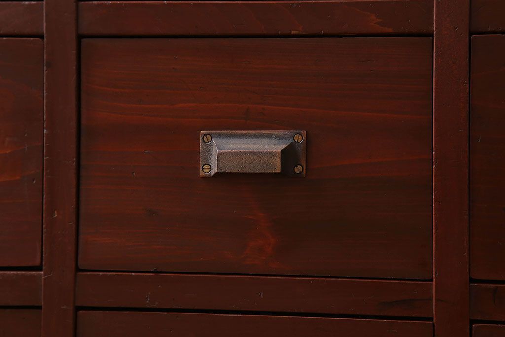 アンティーク家具　和製アンティーク　檜材製　古い木製の薬箪笥