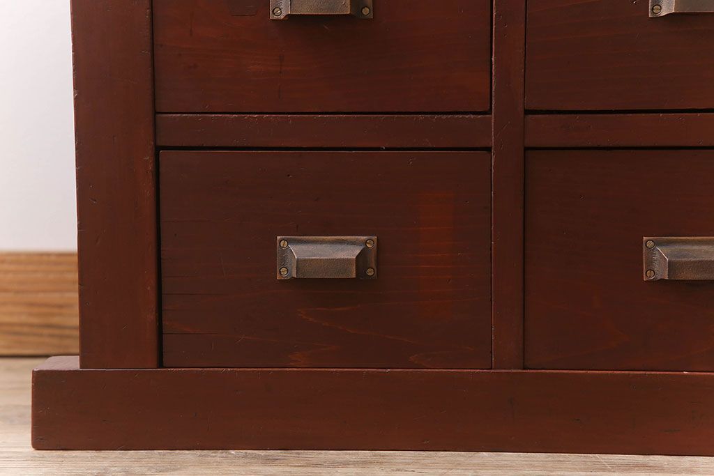 アンティーク家具　和製アンティーク　檜材製　古い木製の薬箪笥