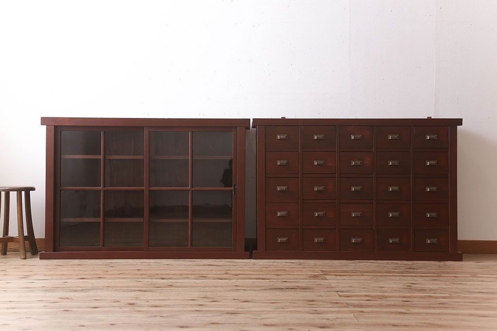 アンティーク家具　和製アンティーク　檜材製　古い木製の薬箪笥