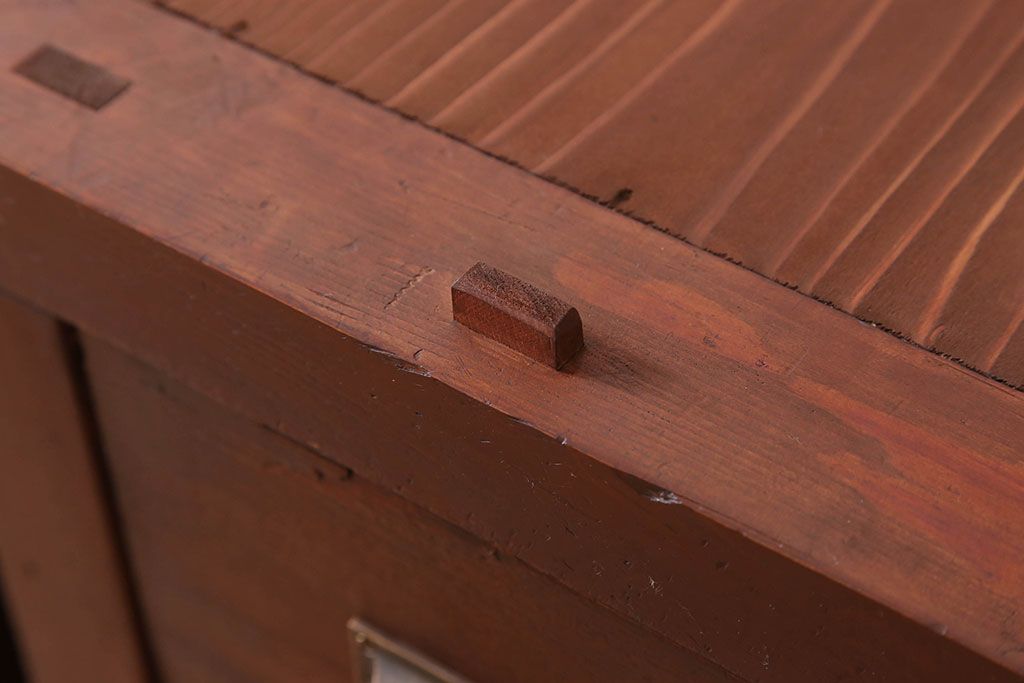 アンティーク家具　和製アンティーク　檜材製　古い木製の薬箪笥