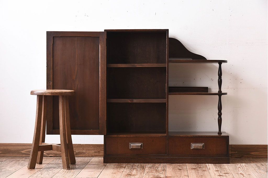 レトロ家具　昭和レトロ　飾り棚付き!アンティーク収納棚