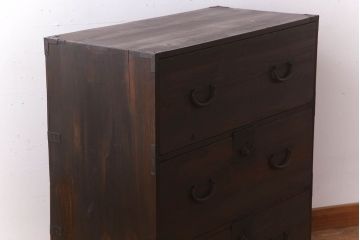 アンティーク家具　前面檜材　シンプルなアンティーク衣装箪笥(チェスト)(2)