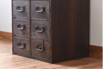 アンティーク家具　総桐材　金具付き!アンティーク縦型小引き出し