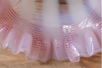 イギリスアンティーク　真鍮製　フリルシェード壁掛け照明