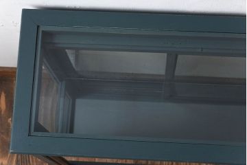 アンティーク家具　ブルーグリーンペイントの小さなガラスケース