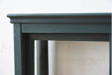 アンティーク家具　ブルーグリーンペイントの小さなガラスケース