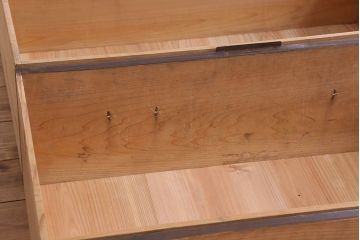 アンティーク家具　前面檜材　シンプルなアンティーク衣装箪笥(チェスト)(3)