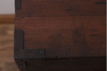 アンティーク家具　前面檜材　シンプルなアンティーク衣装箪笥(チェスト)(3)