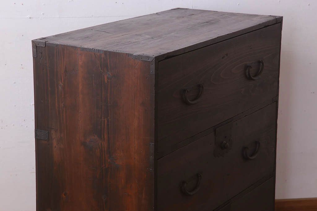 アンティーク家具　前面檜材　シンプルなアンティーク衣装箪笥(チェスト)(3)