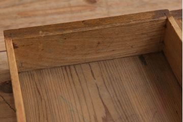 アンティーク家具　古い栓材の小さなアンティーク文机