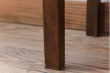 アンティーク家具　古い栓材の小さなアンティーク文机