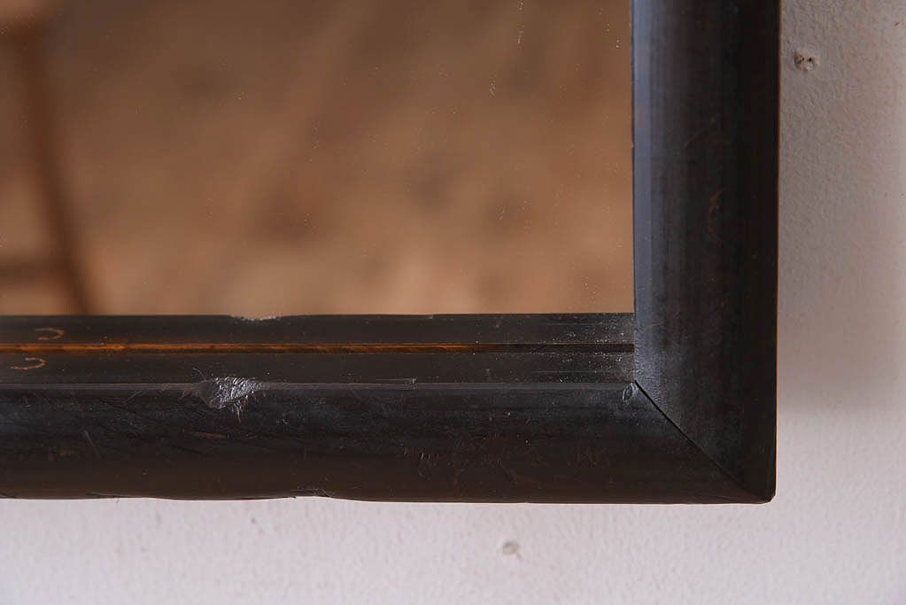 アンティーク雑貨　古い木製フレームのアンティーク壁掛けミラー