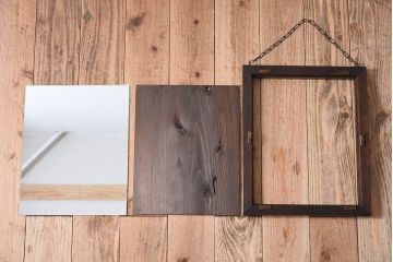 アンティーク雑貨　古い木製フレームのアンティーク壁掛けミラー