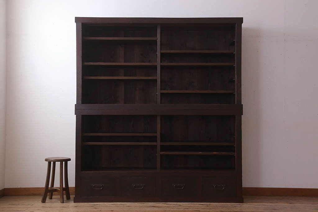 アンティーク家具　古民具・骨董　明治大正期　六尺　縦桟引き戸の重ね水屋箪笥