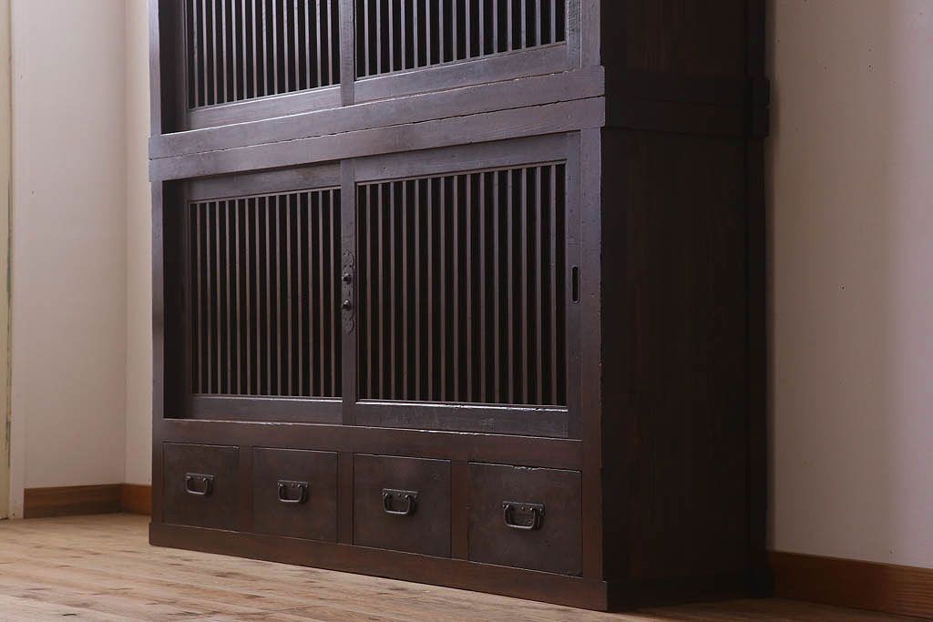 アンティーク家具　古民具・骨董　明治大正期　六尺　縦桟引き戸の重ね水屋箪笥