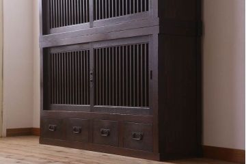 アンティーク家具　古民具・骨董　明治大正期　六尺　縦桟引き戸の重ね水屋箪笥