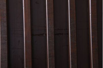 アンティーク家具　古民具・骨董　明治大正期　六尺　縦桟引き戸の重ね水屋箪笥