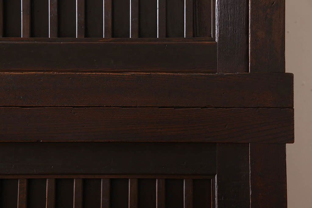 アンティーク家具　古民具・骨董　明治大正期　六尺　縦桟引き戸の重ね水屋箪笥