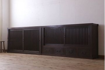 アンティーク家具　古民具・骨董　明治大正期　六尺　縦桟引き戸の重ね水屋箪笥