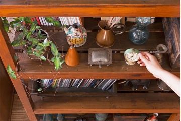 アンティーク家具　特大サイズ　古い木製の和製アンティーク飾り棚